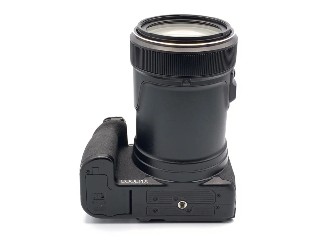 Nikon COOLPIX P1000 - Thumbnail 3