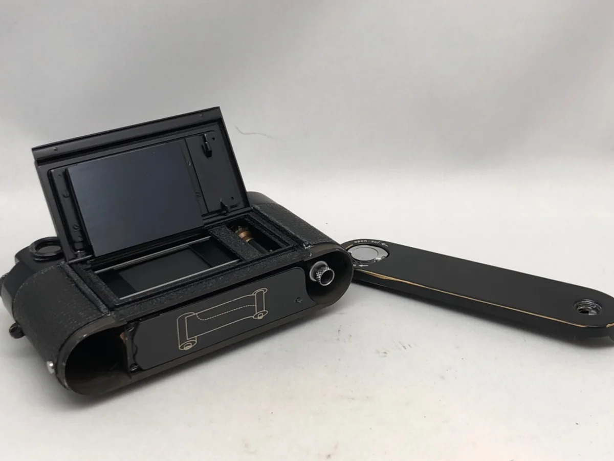 Leica M2 Body ( 948601~949100) - Thumbnail 3