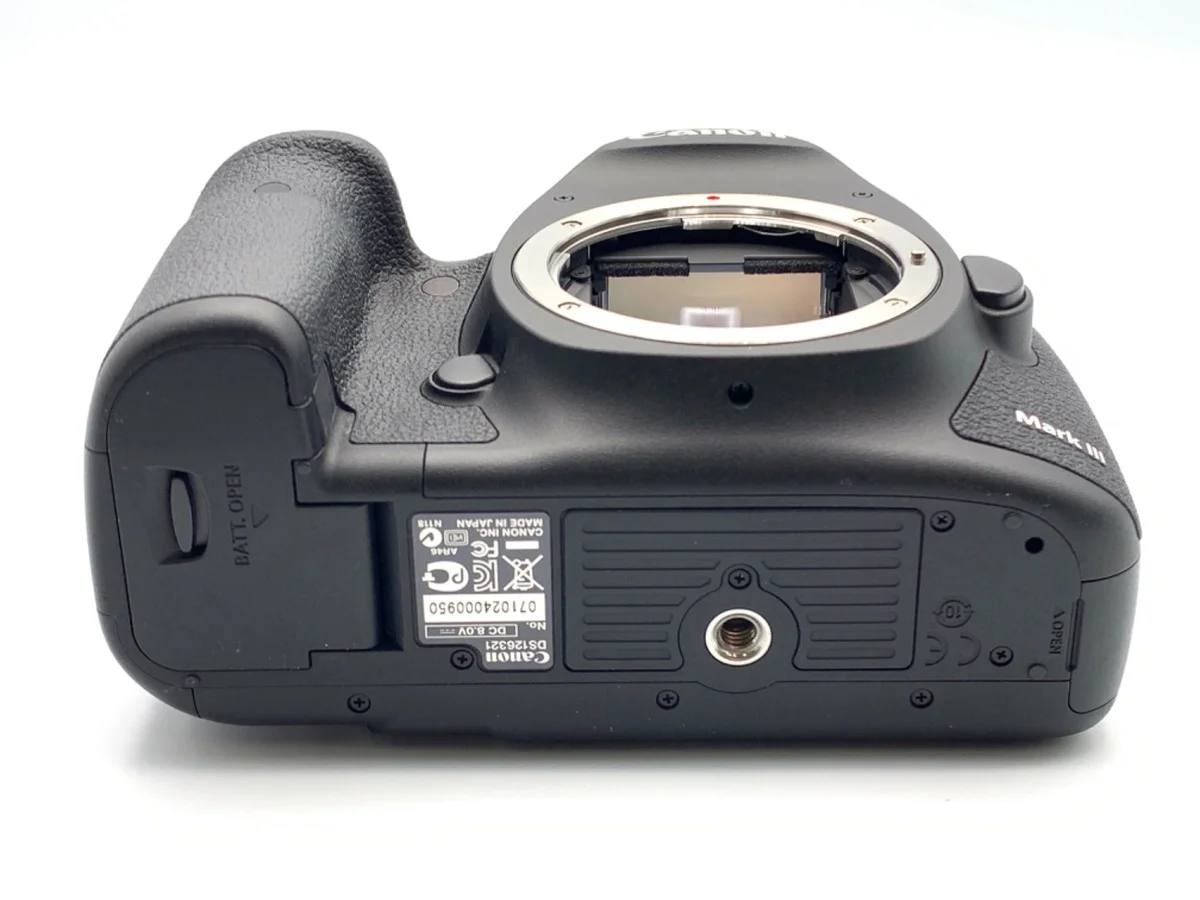 Canon EOS 5D MarkIII - Thumbnail 3