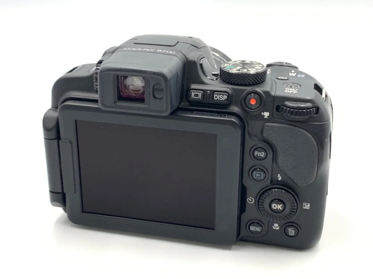 Nikon COOLPIX B700 - Thumbnail 2