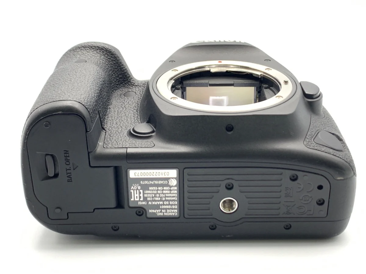 Canon EOS 5D Mark IV - Thumbnail 3