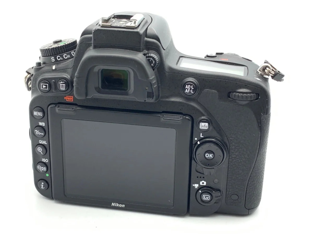 Nikon D750 - Thumbnail 2