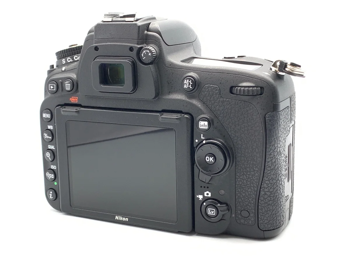 Nikon D750 - Thumbnail 2