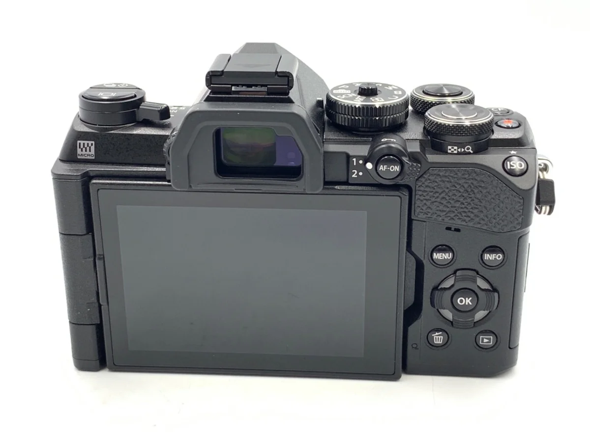 Olympus OM SYSTEM OM-5 Mark II - Thumbnail 2