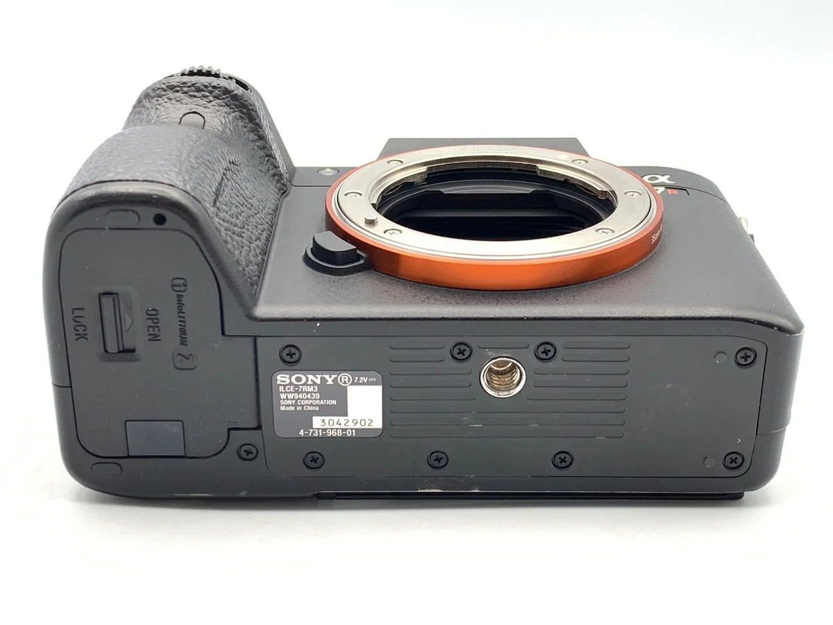 Sony α7R III [ILCE-7RM3 - Thumbnail 3