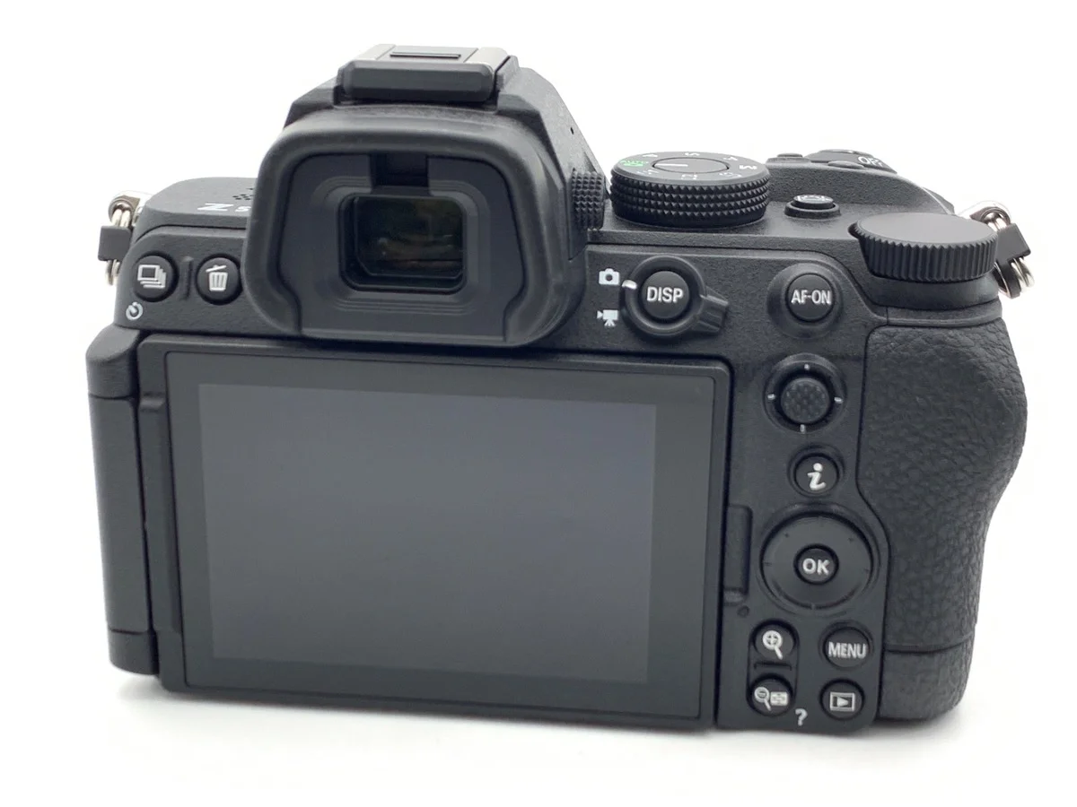 Nikon Z5II - Thumbnail 2