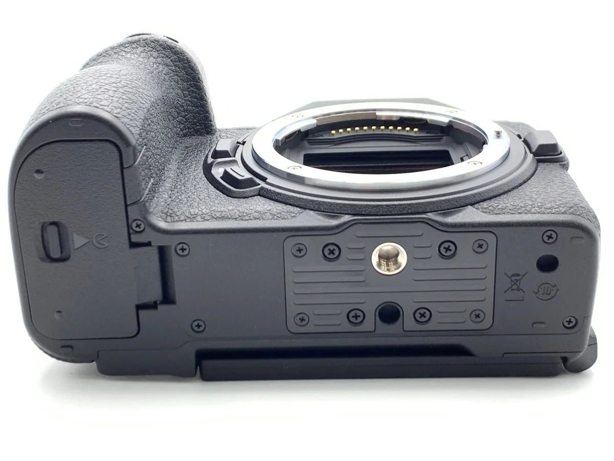 Nikon Z5II - Thumbnail 3