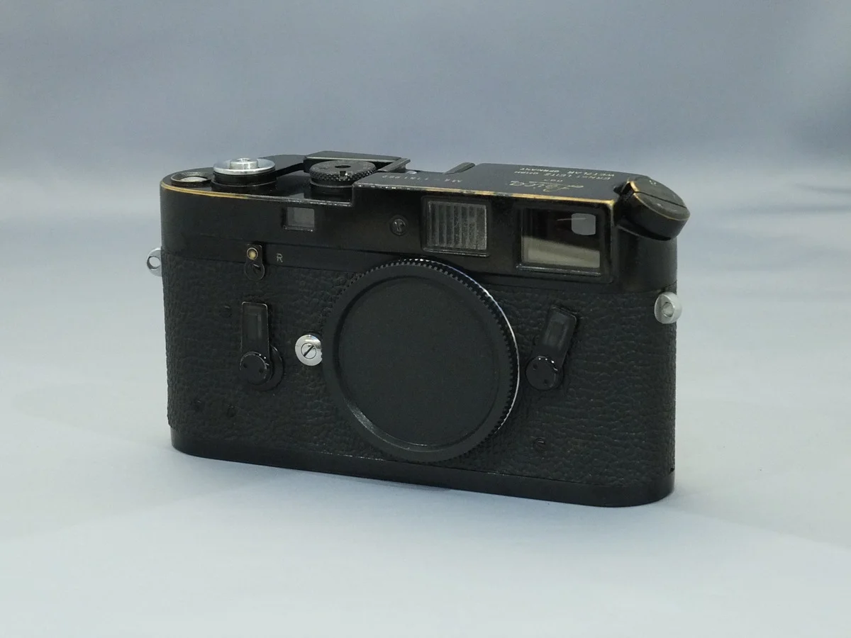 Leica M4 ( 1181501-1182000)