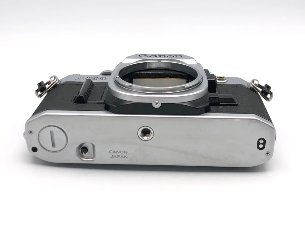 Canon AE-1 - Thumbnail 3