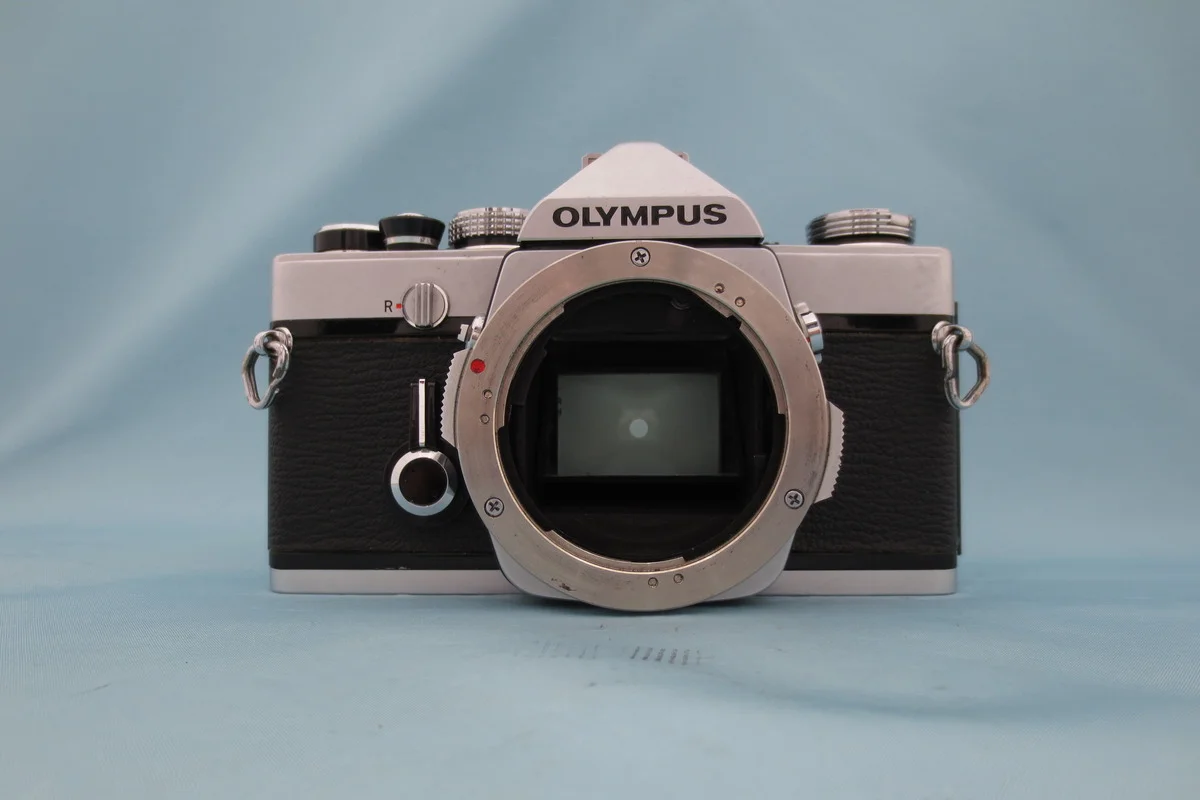 Olympus OM-1