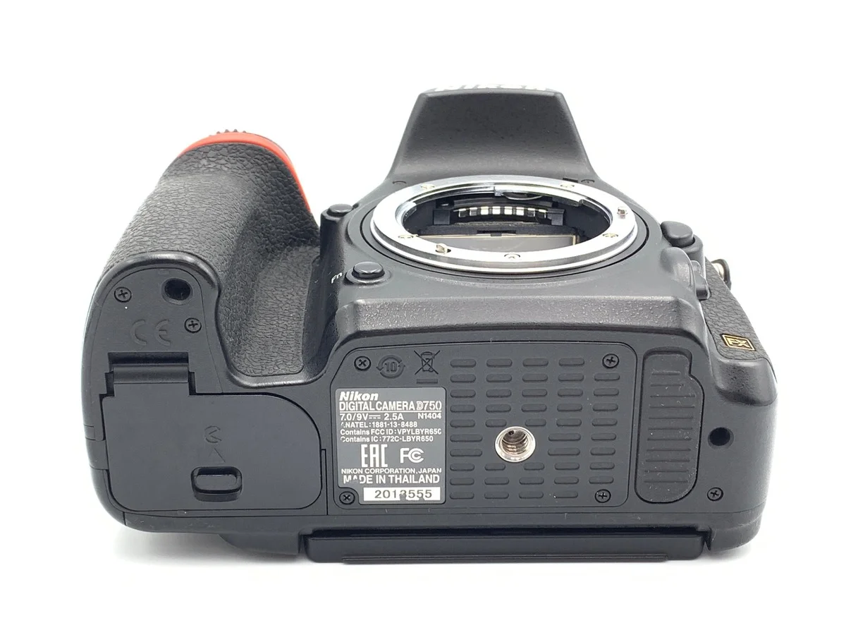 Nikon D750 - Thumbnail 3