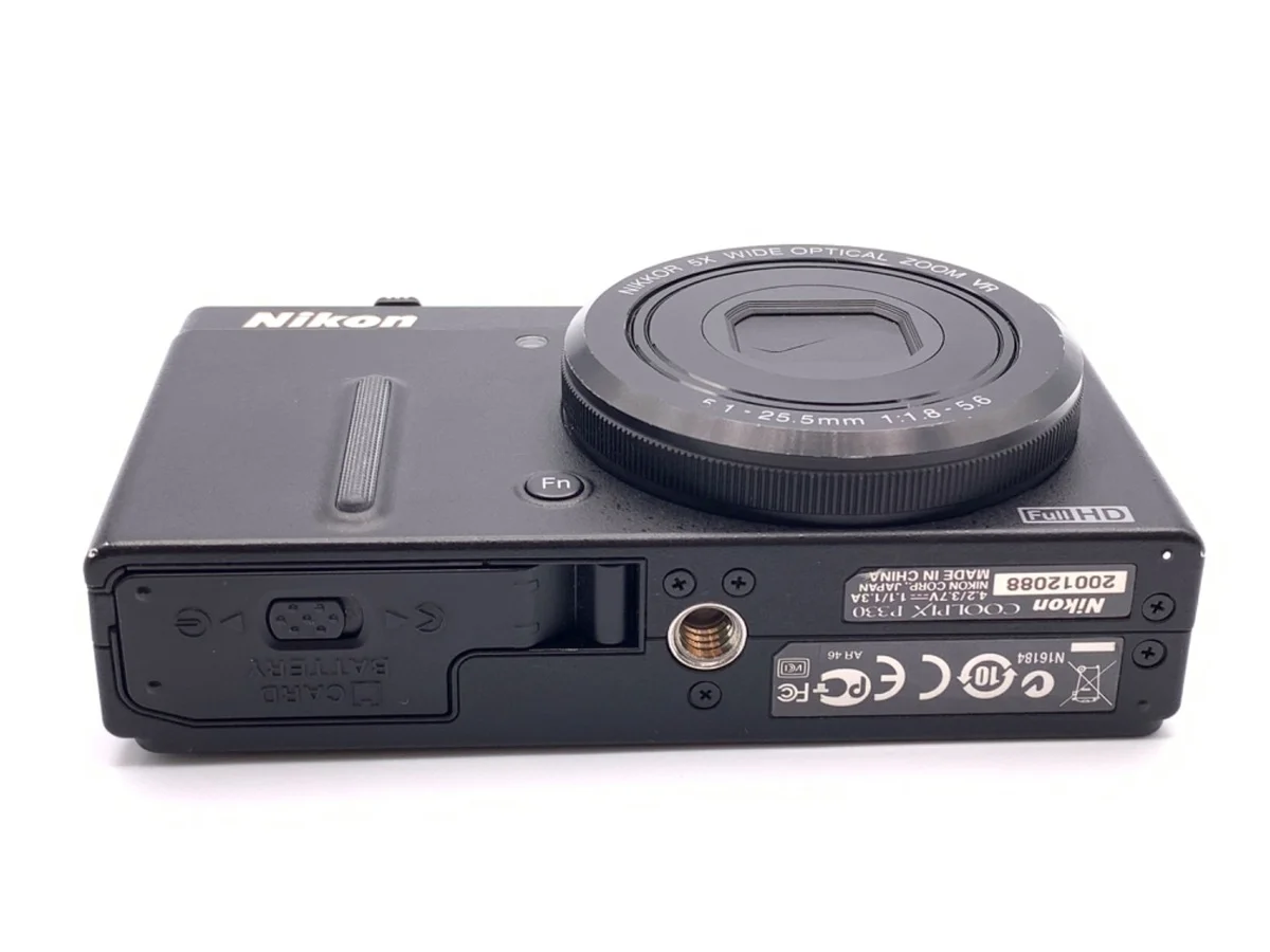 Nikon COOLPIX P330 BK - Thumbnail 3