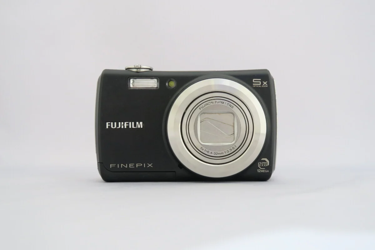 Fujifilm FinePixF100fd