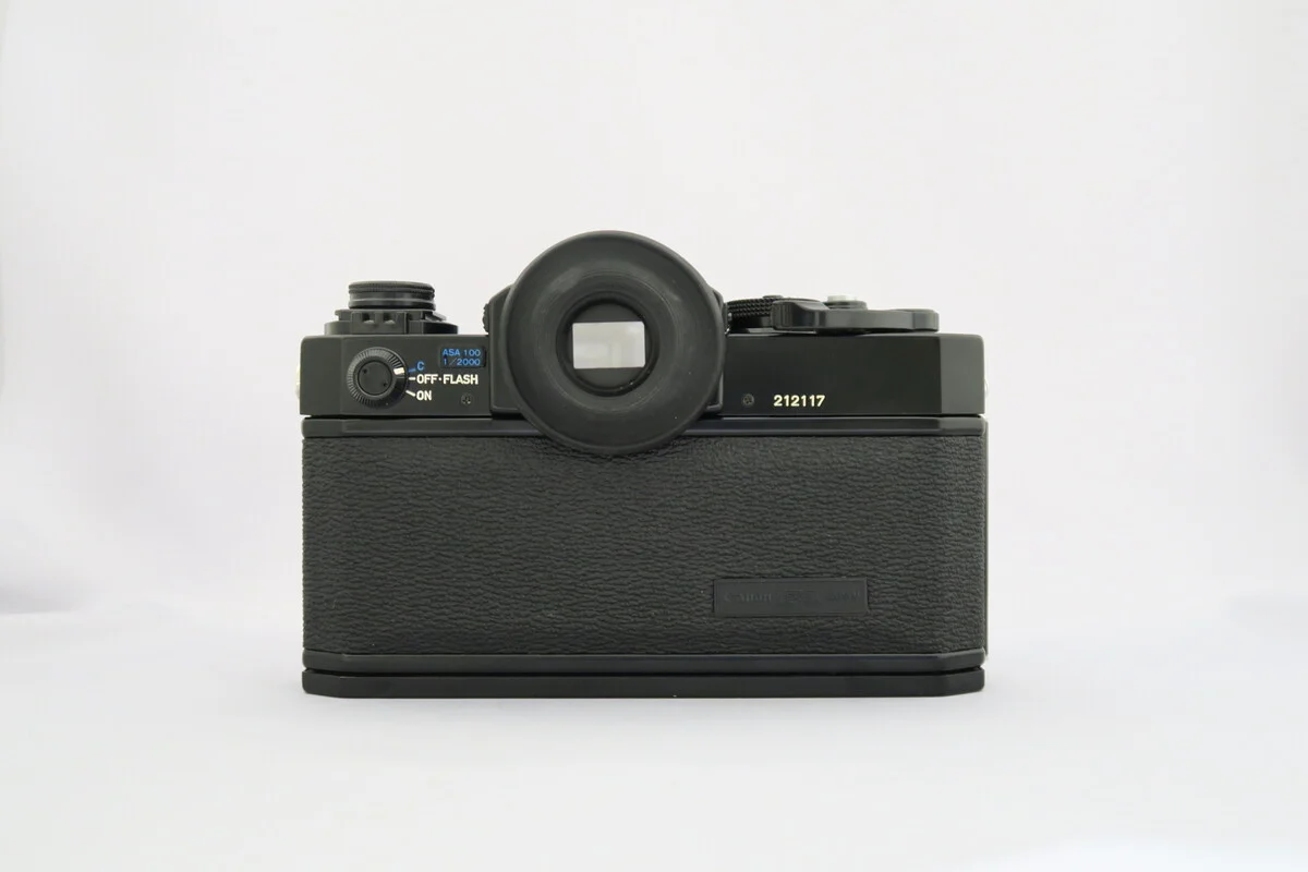 Canon F-1 - Thumbnail 2