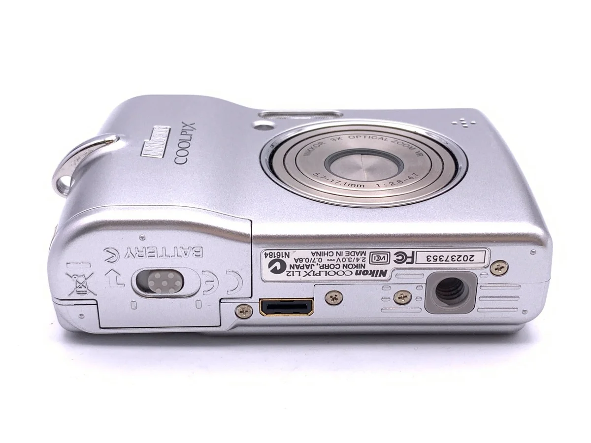 Nikon COOLPIX L12 - Thumbnail 3