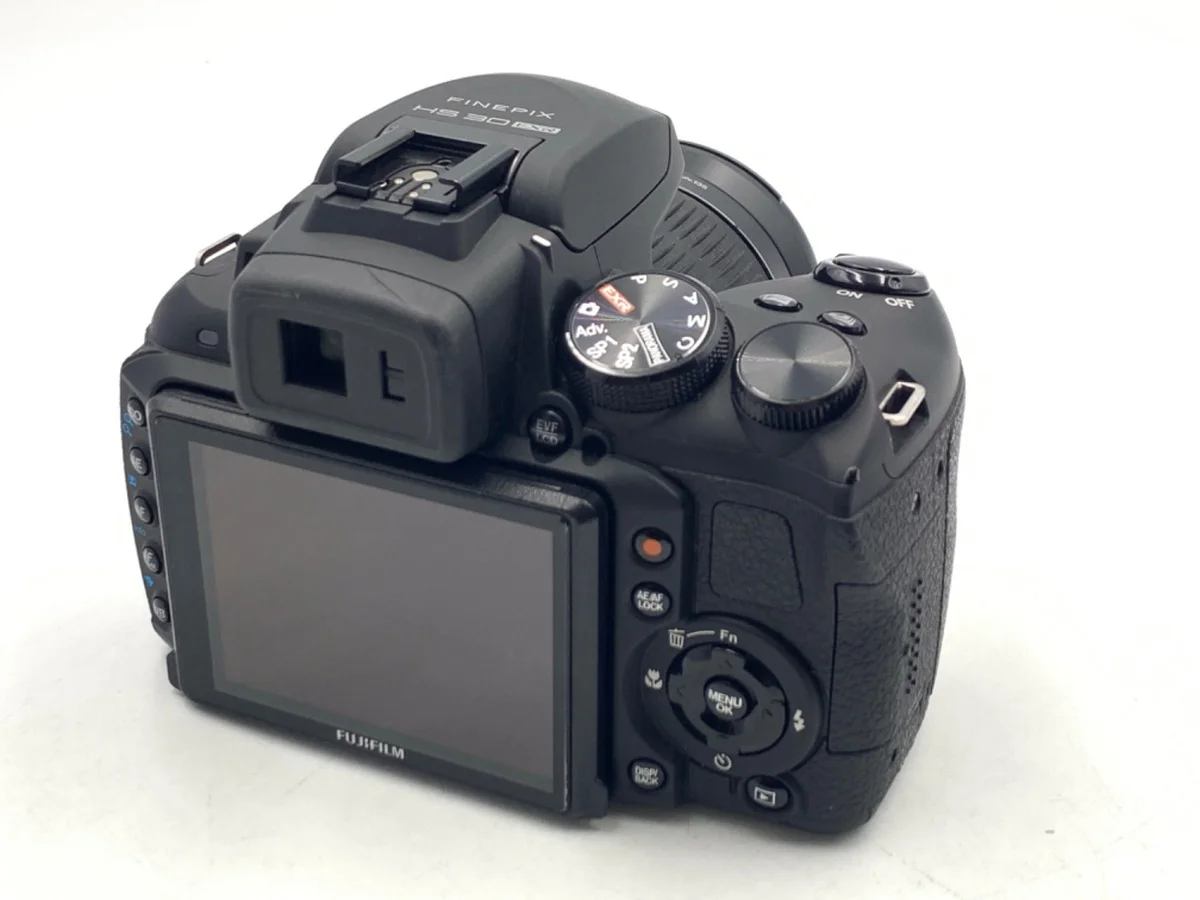 Fujifilm FinePix HS30EXR - Thumbnail 2