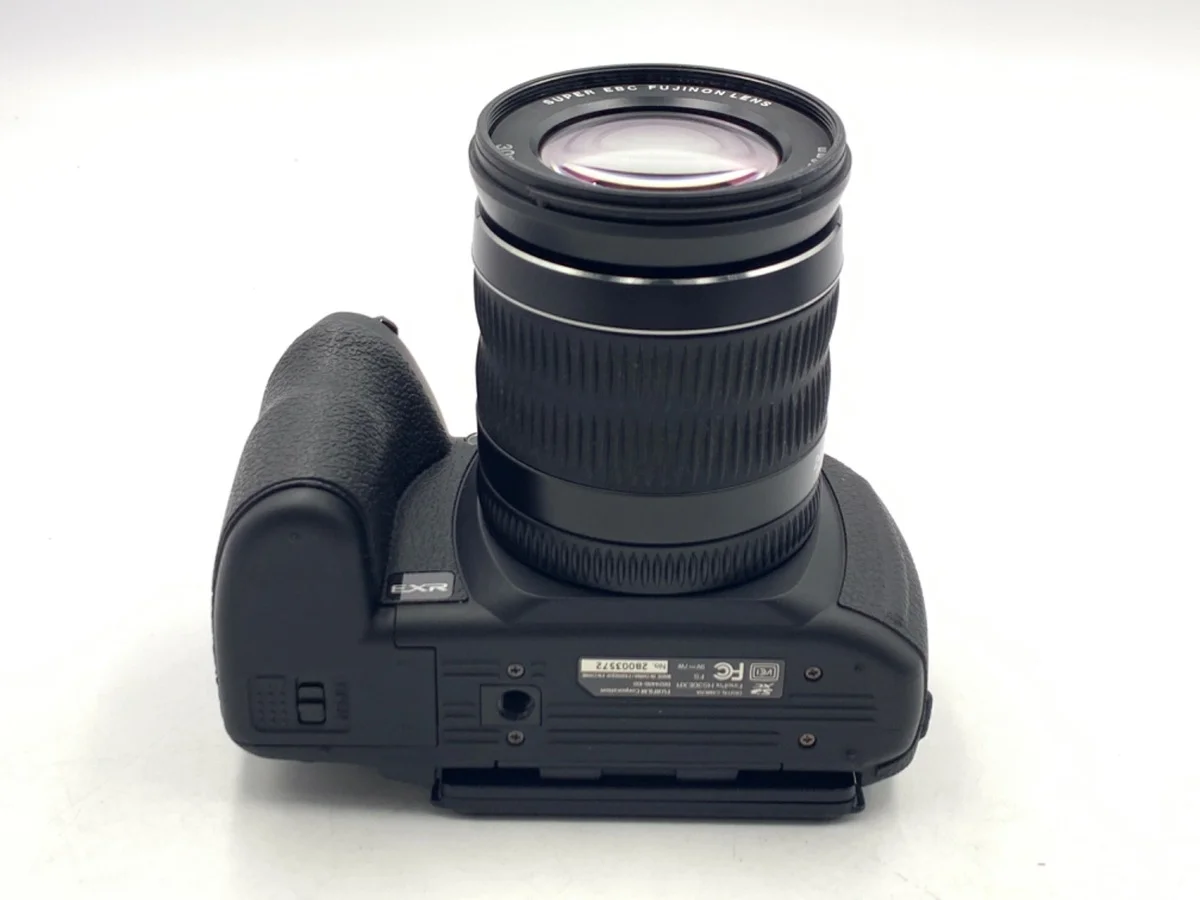 Fujifilm FinePix HS30EXR - Thumbnail 3