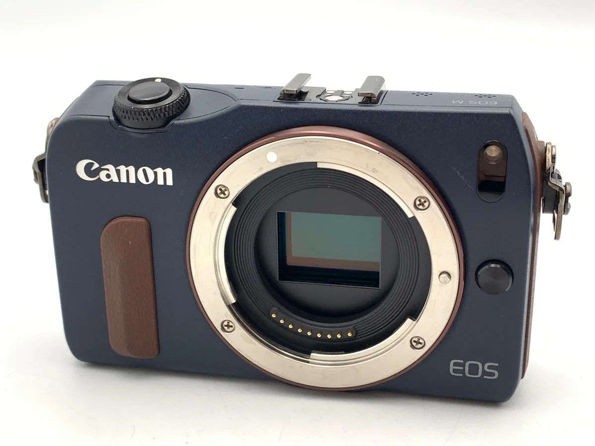 Canon EOS M