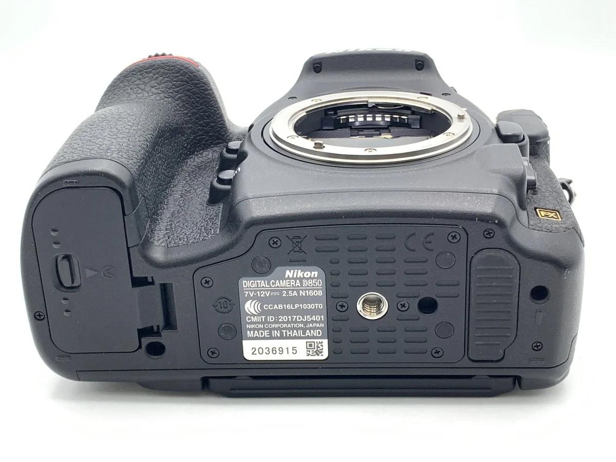 Nikon D850 - Thumbnail 3