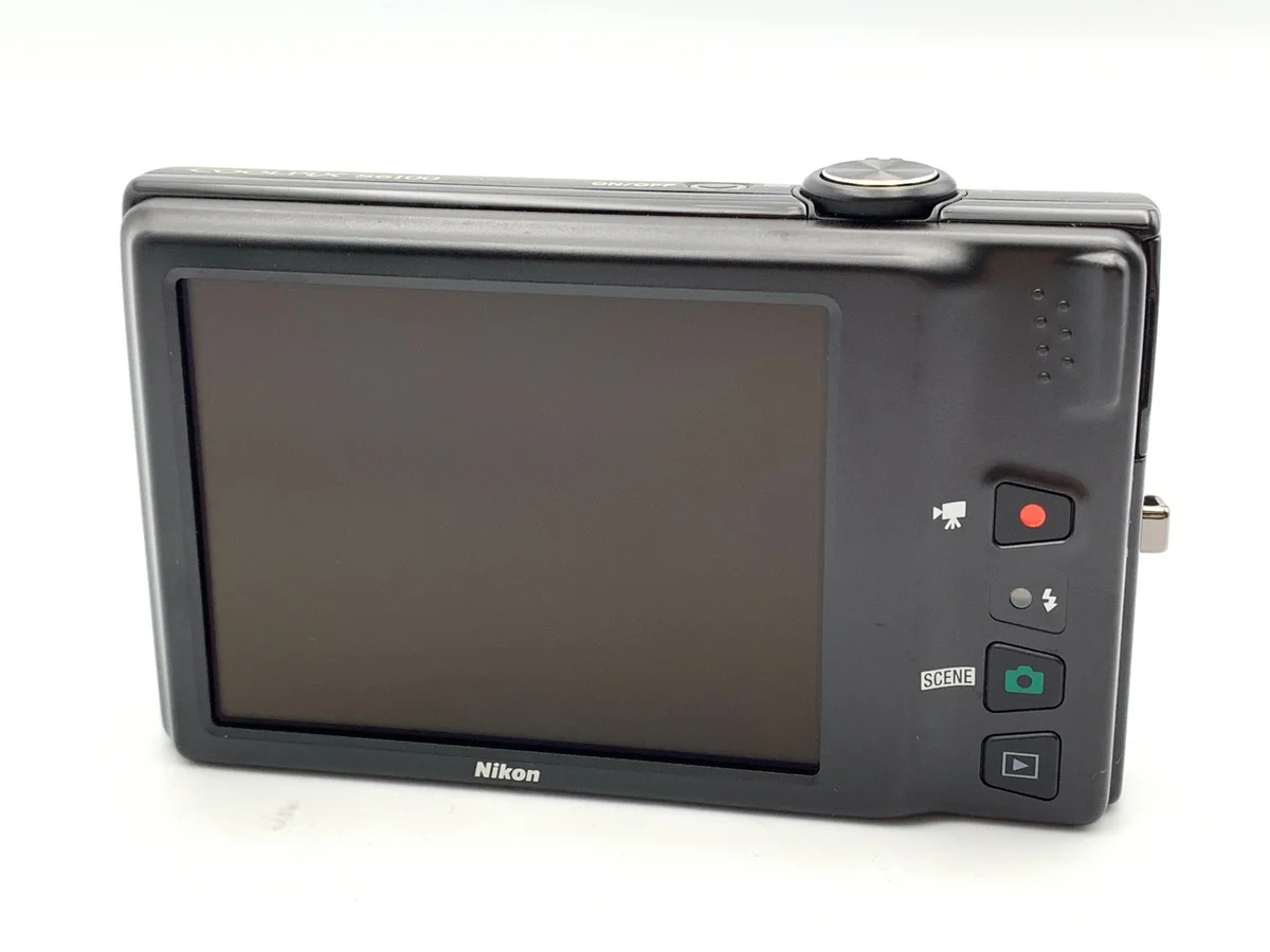 Nikon COOLPIX S6100 - Thumbnail 2