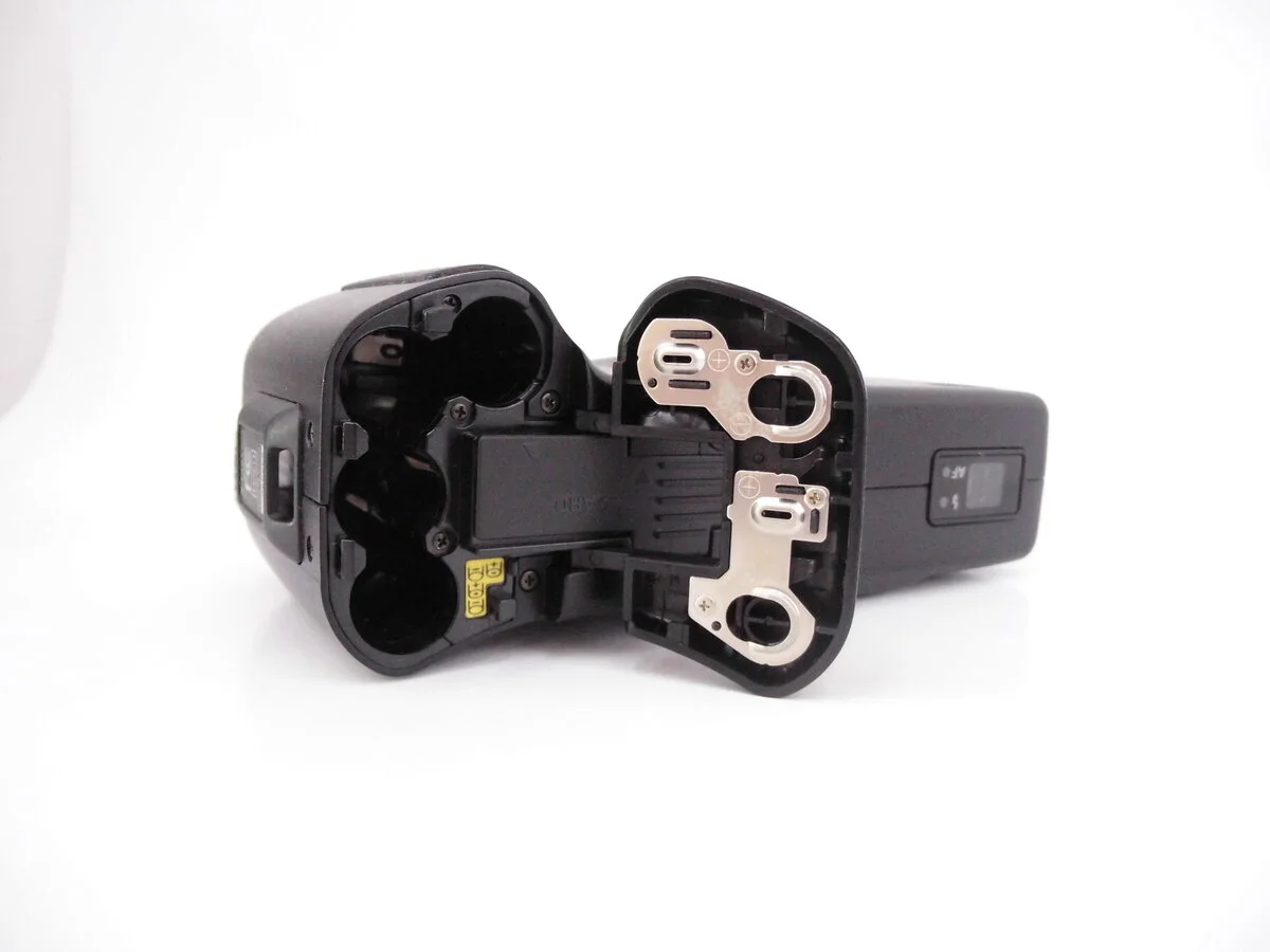 Nikon COOLPIX 950 ( 950) - Thumbnail 3