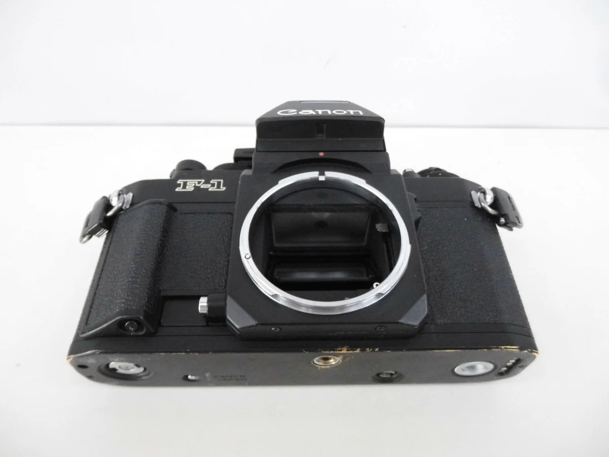 Canon New F-1 AE Body - Thumbnail 3