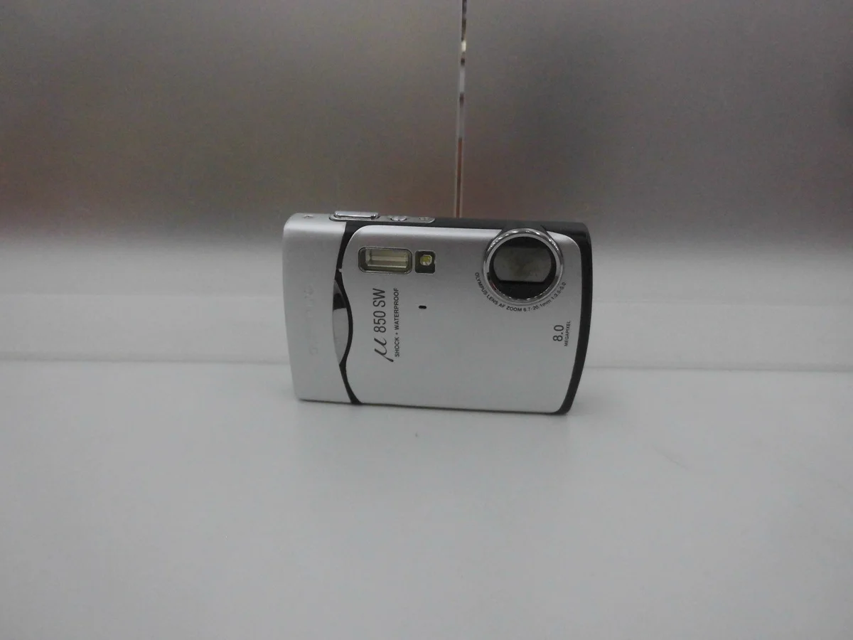 Olympus 850SW