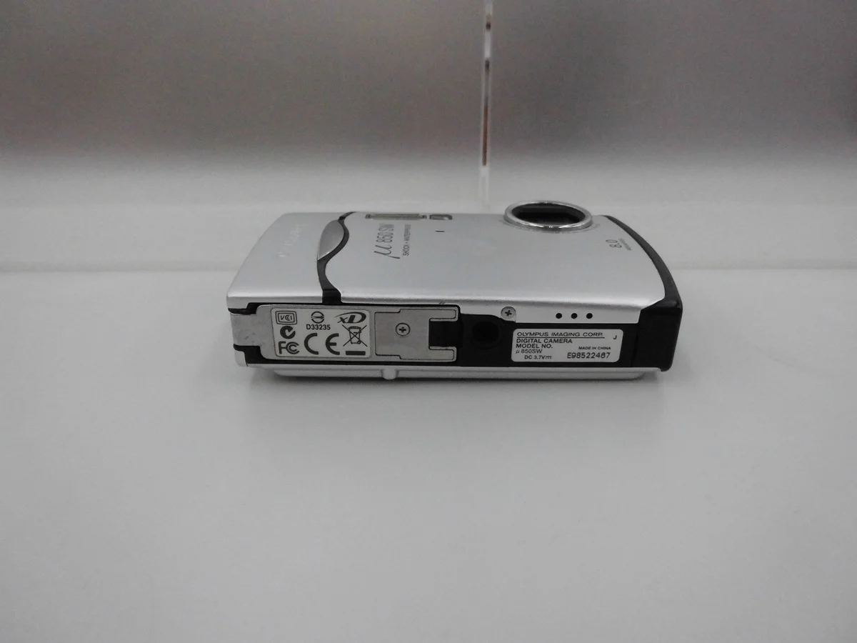 Olympus 850SW - Thumbnail 3