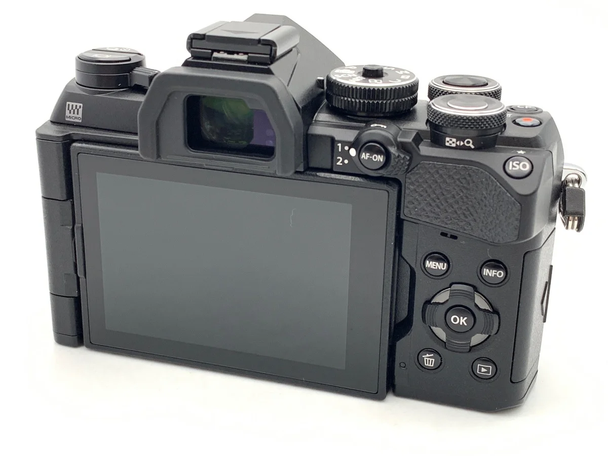 Olympus OM SYSTEM OM-5 Mark II - Thumbnail 2