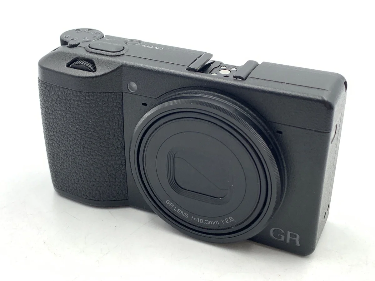 Ricoh GR III