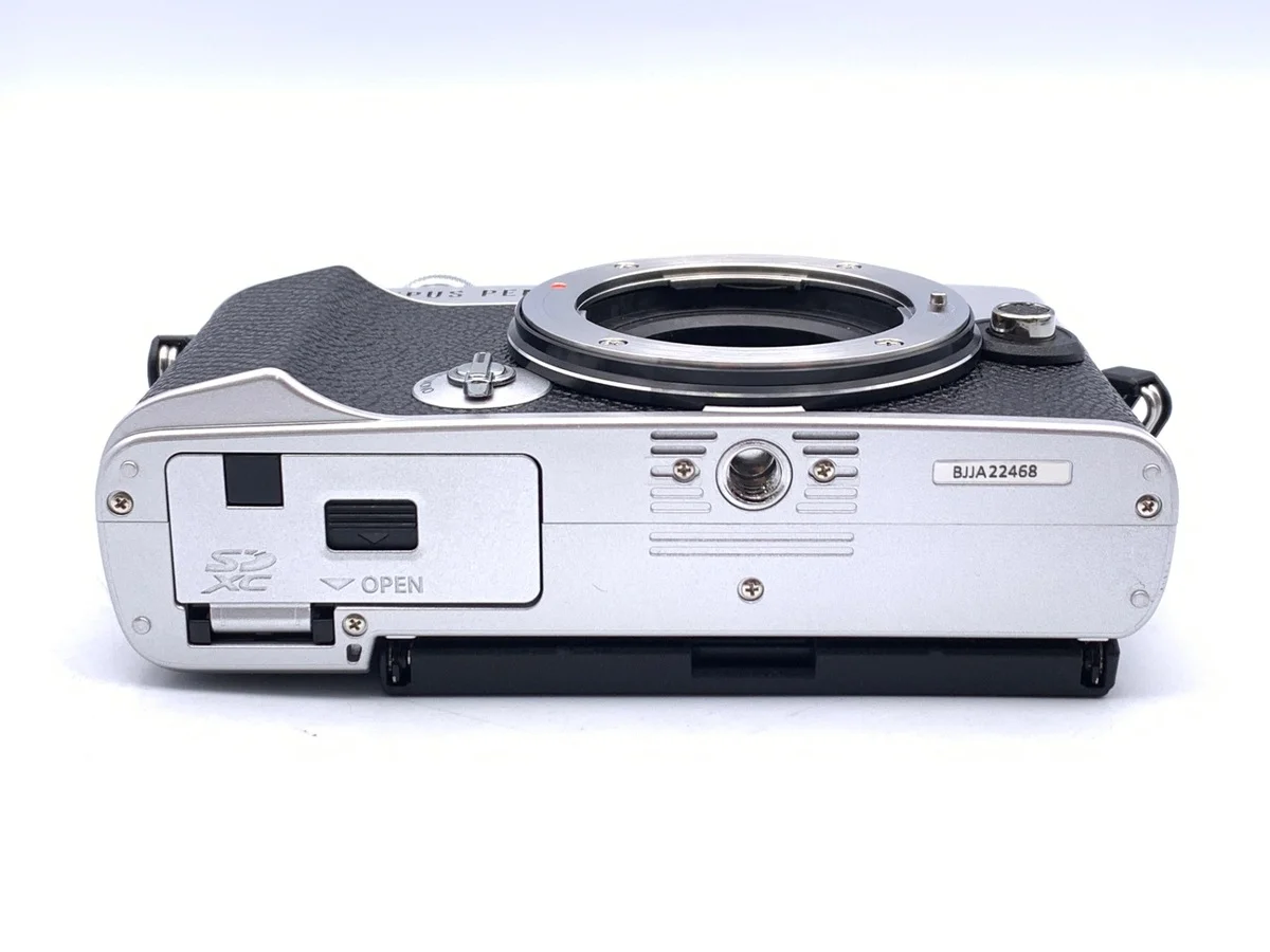 Olympus PEN E-P7 - Thumbnail 3