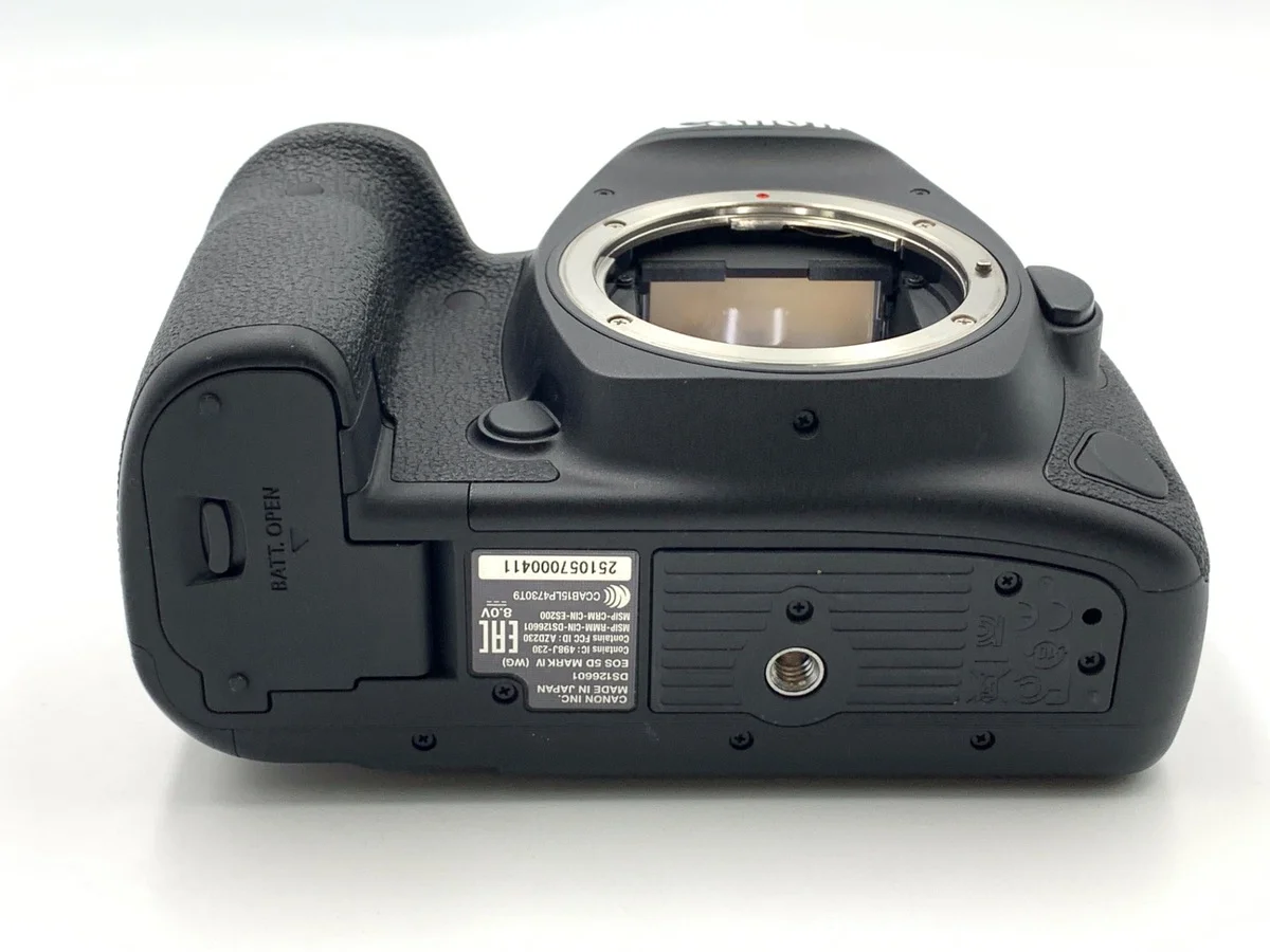 Canon EOS 5D Mark IV - Thumbnail 3