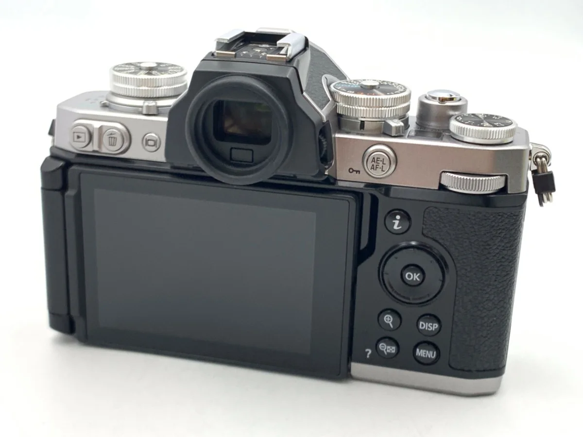 Nikon Zfc - Thumbnail 2