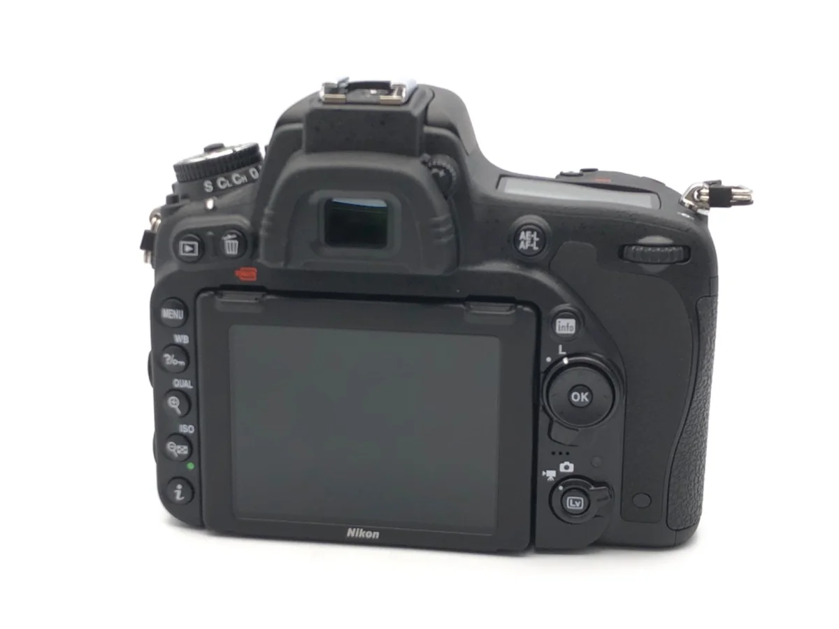 Nikon D750 - Thumbnail 2