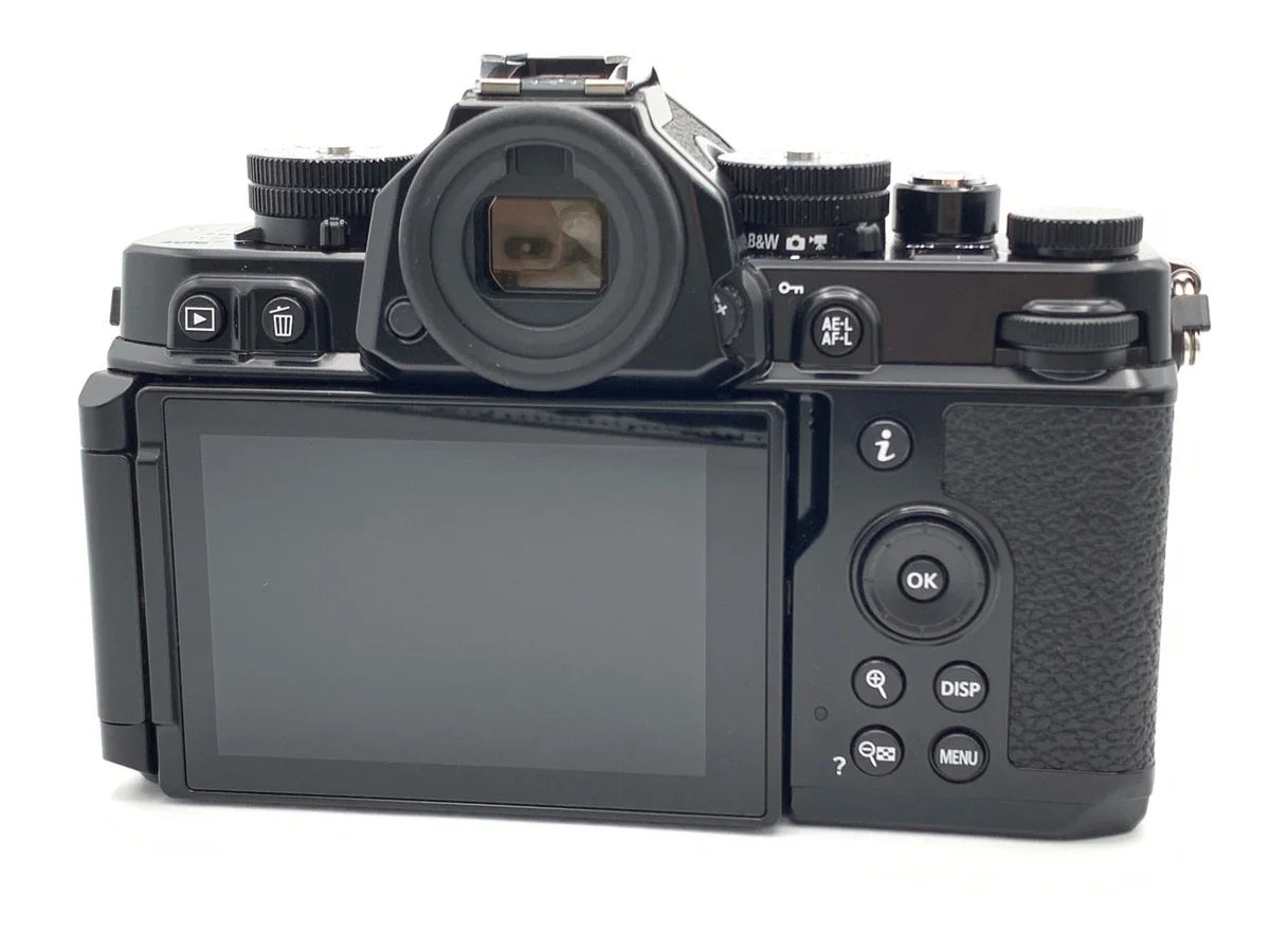 Nikon Zf - Thumbnail 2