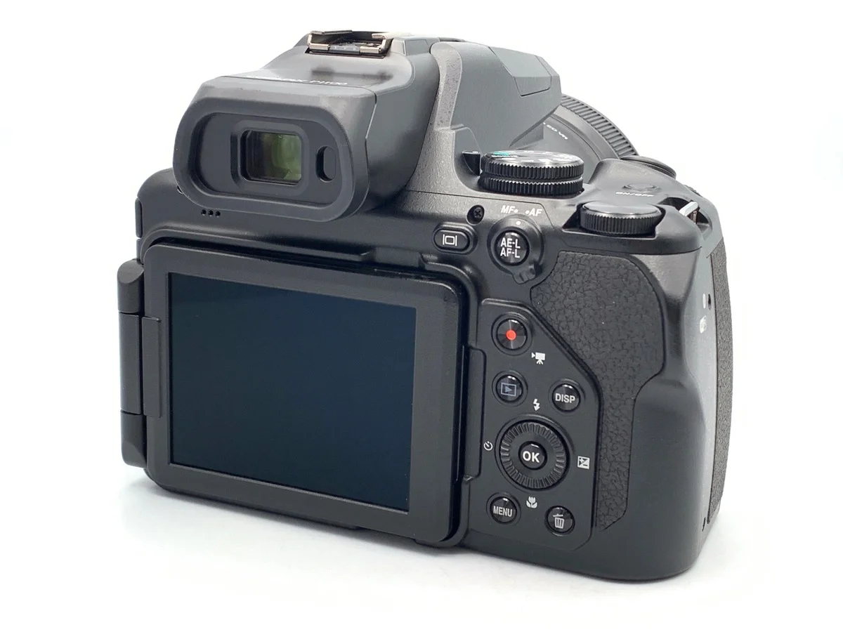 Nikon COOLPIX P1100 - Thumbnail 2