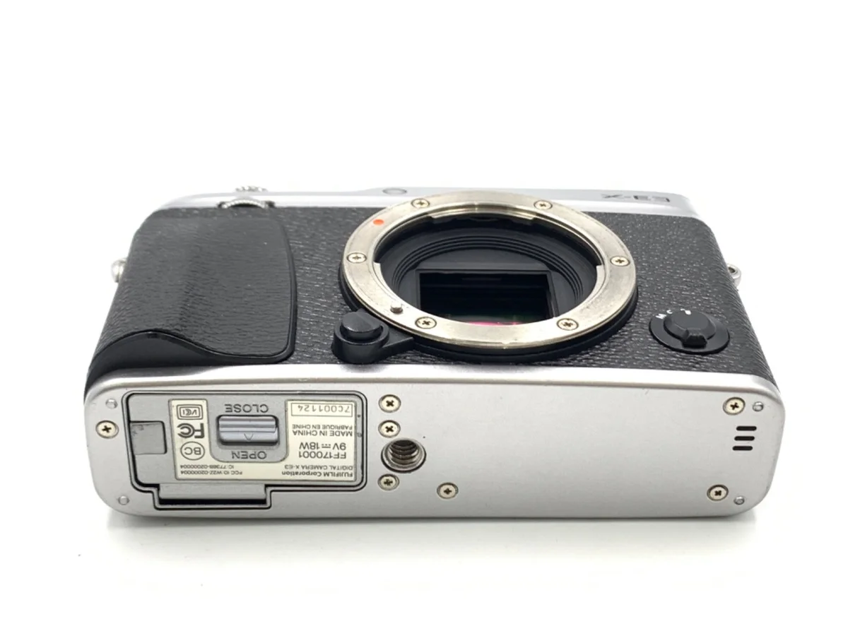 Fujifilm X-E3 - Thumbnail 3