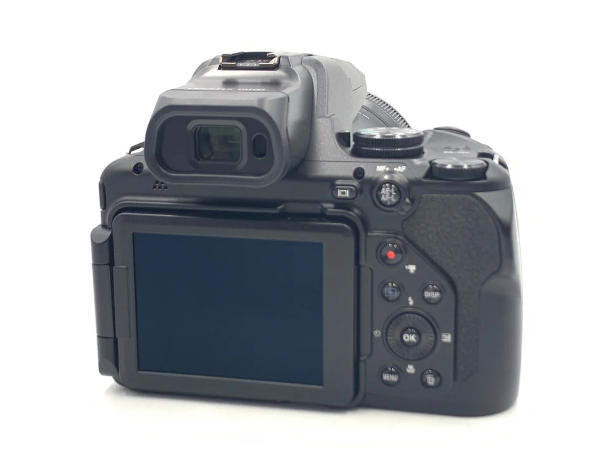 Nikon COOLPIX P1100 - Thumbnail 2