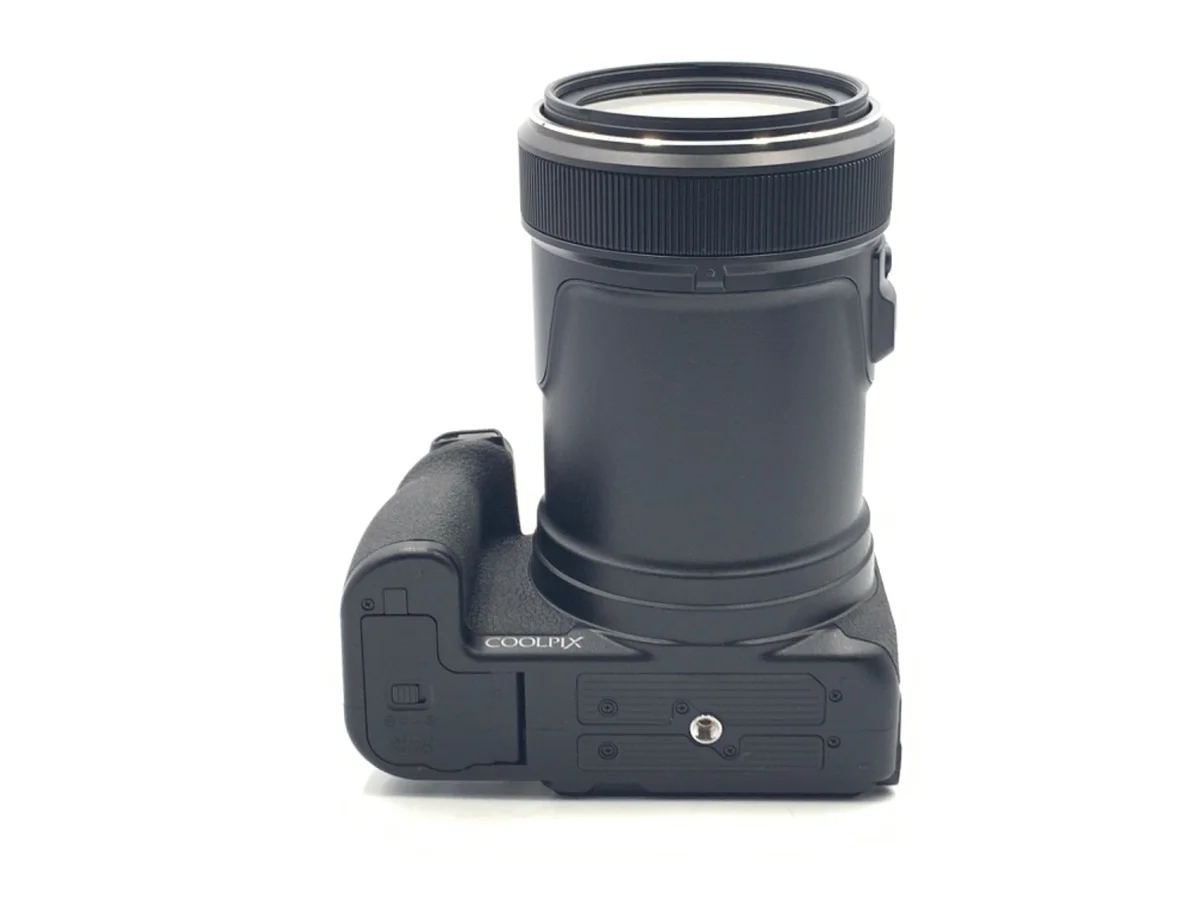 Nikon COOLPIX P1100 - Thumbnail 3