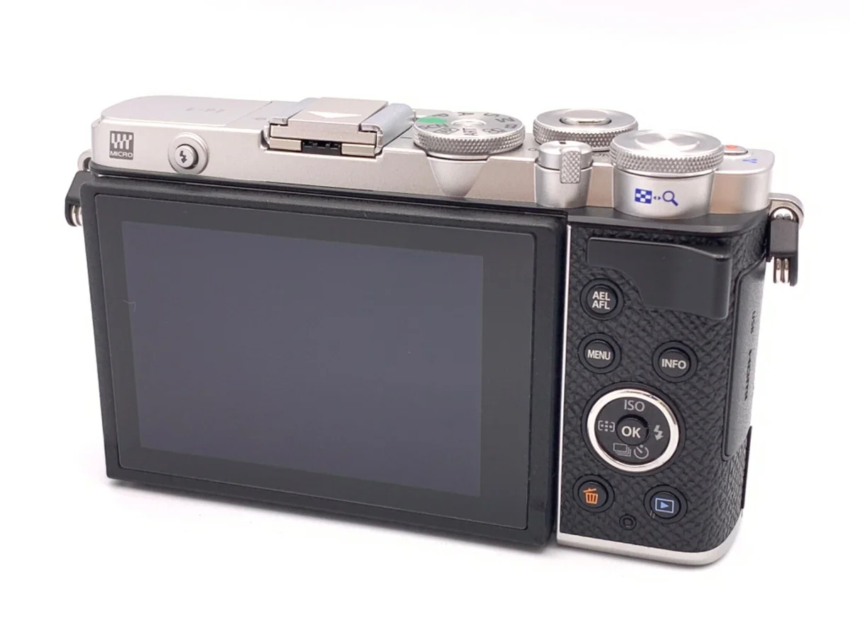 Olympus PEN E-P7 - Thumbnail 2
