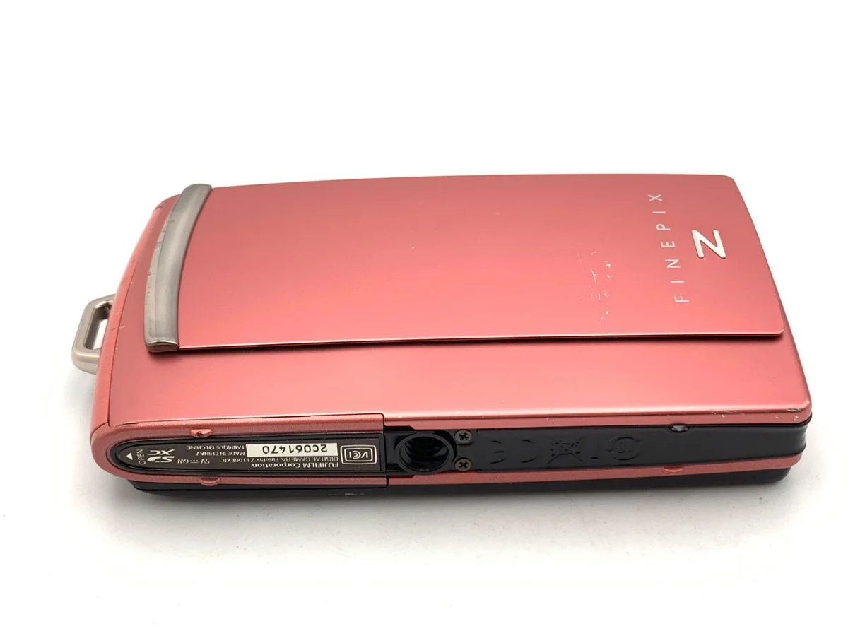 Fujifilm FinePix Z1100EXR - Thumbnail 3