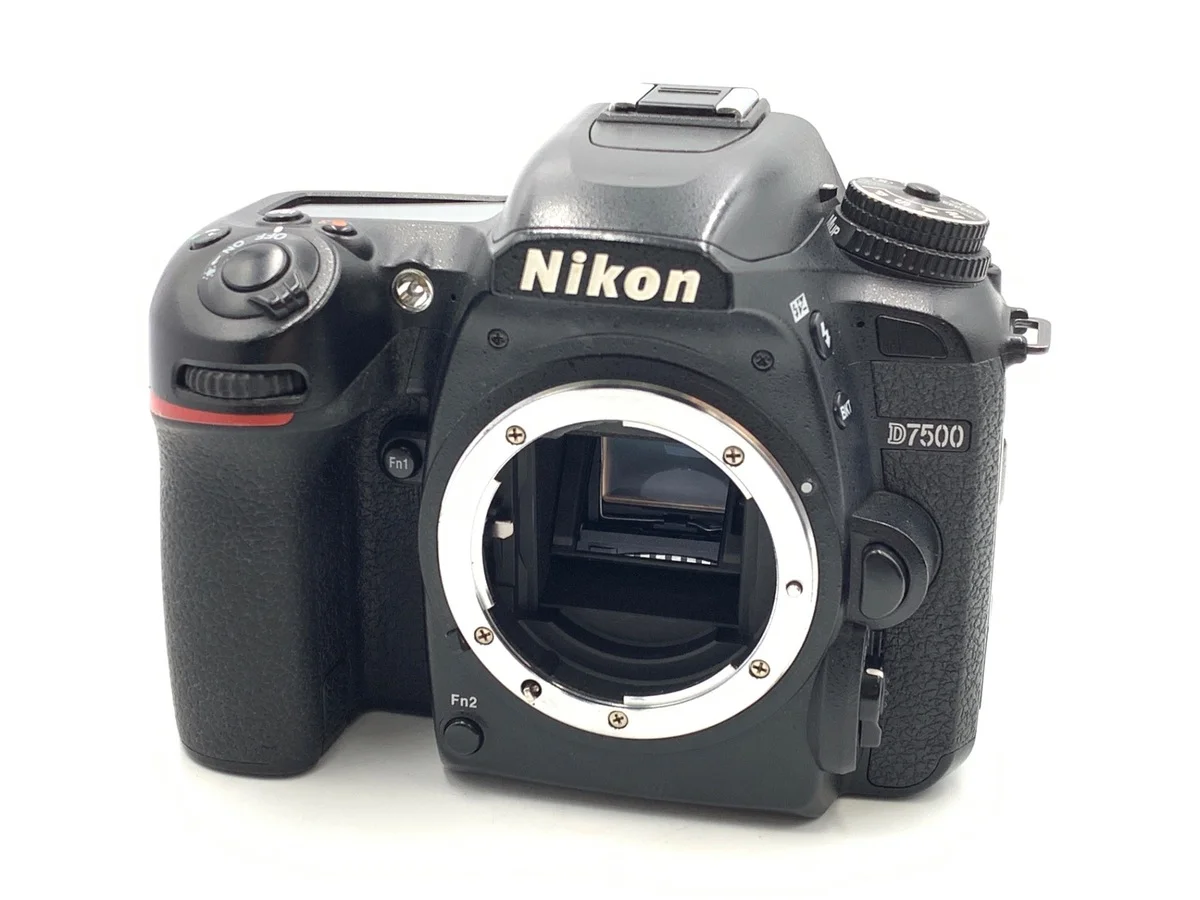 Nikon D7500