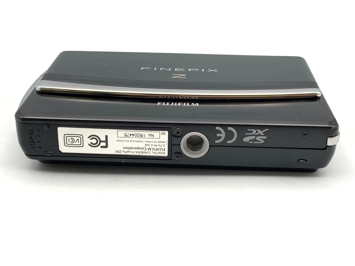 Fujifilm FinePix Z90 - Thumbnail 3