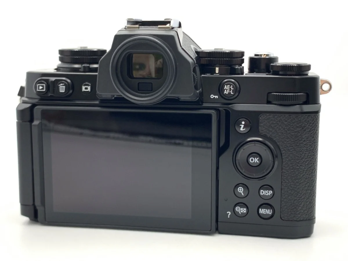 Nikon Zfc - Thumbnail 2