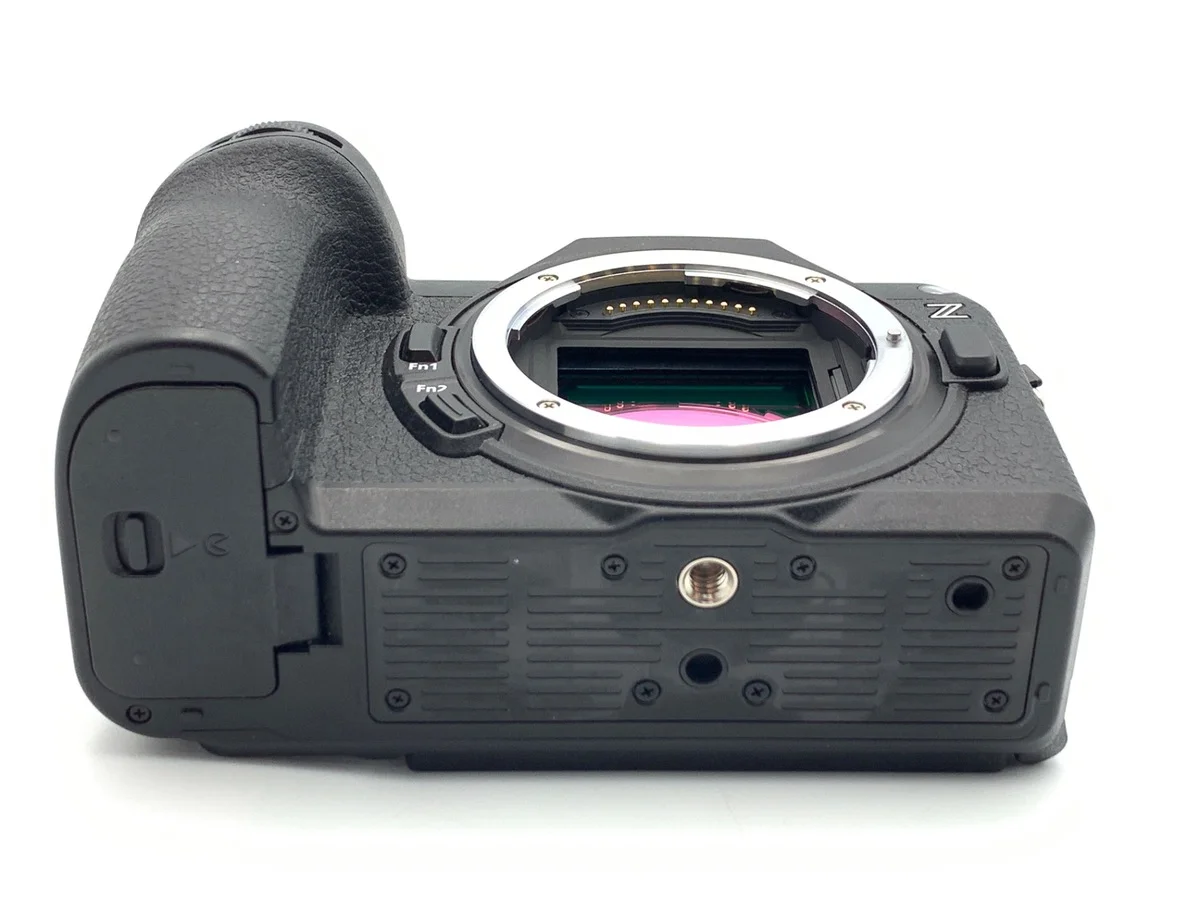 Nikon Z6III - Thumbnail 3