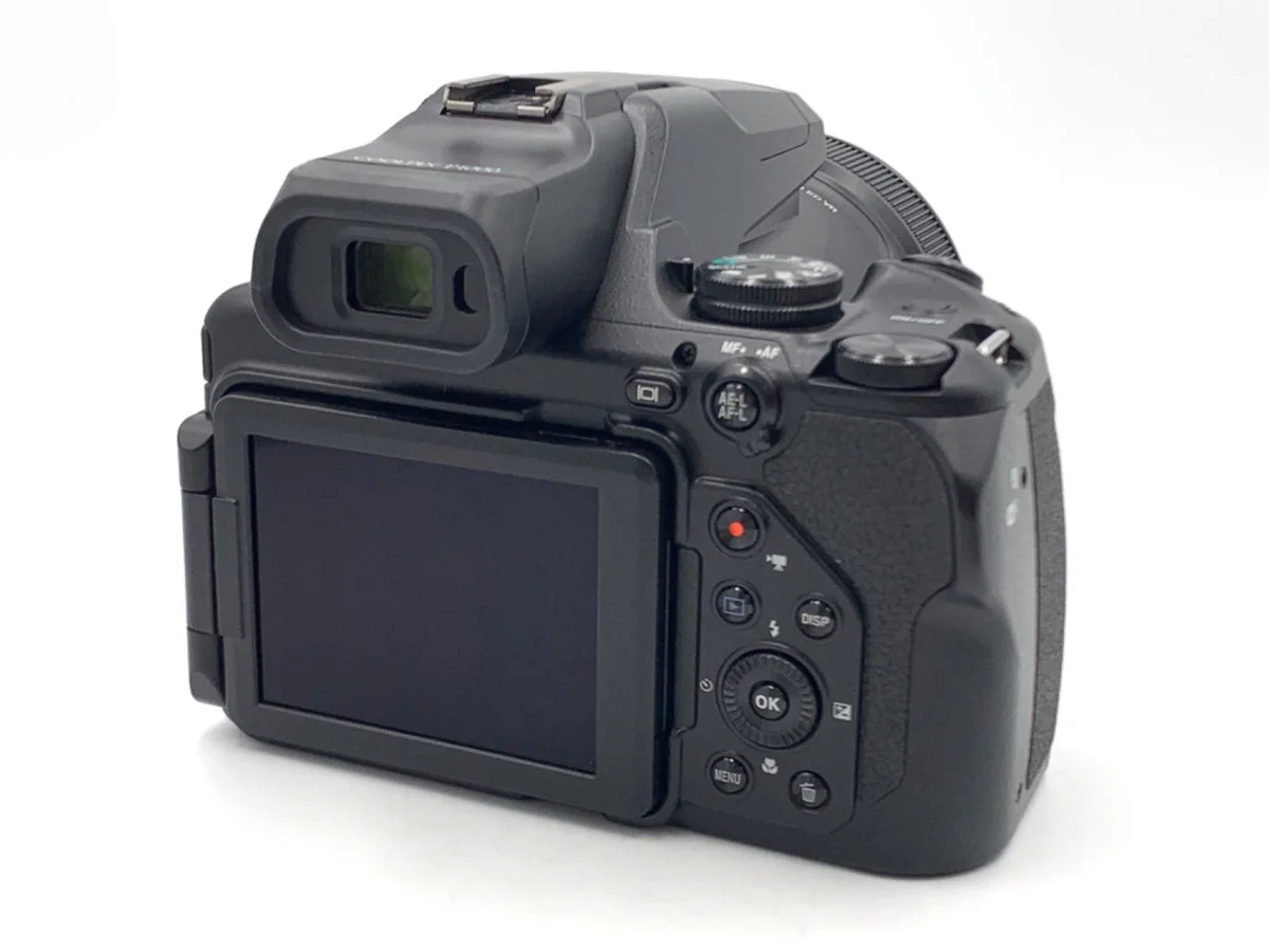 Nikon COOLPIX P1000 - Thumbnail 2