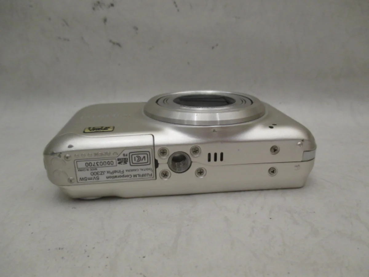 Fujifilm FinePix JZ300 - Thumbnail 3