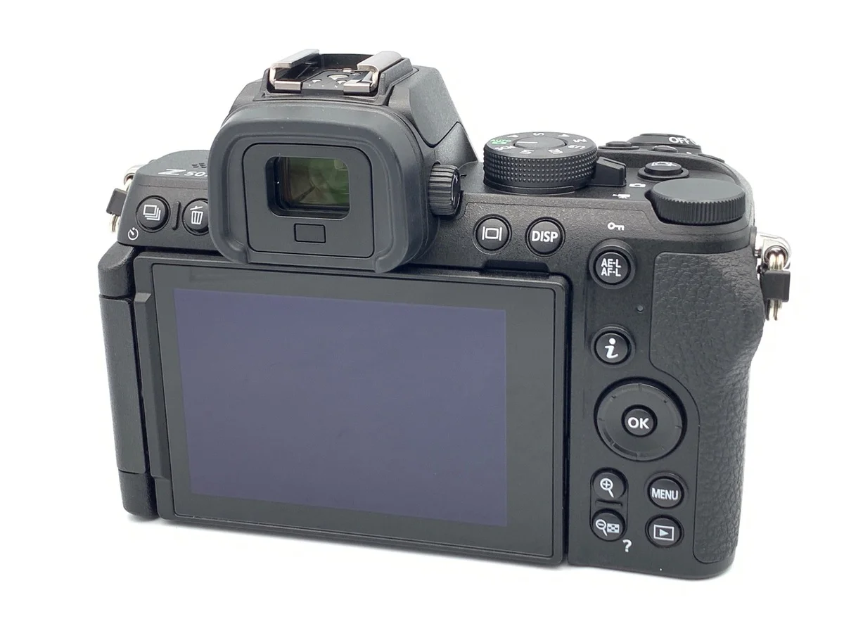 Nikon Z50II - Thumbnail 2