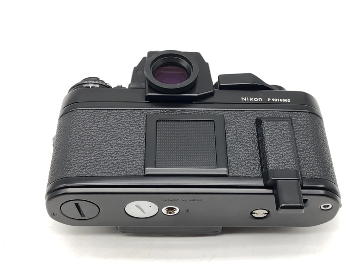 Nikon F3 P ( ) - Thumbnail 2
