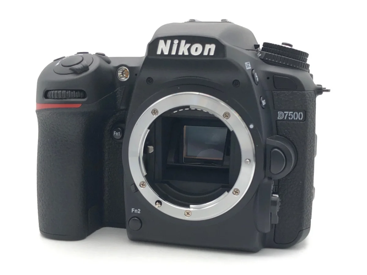 Nikon D7500